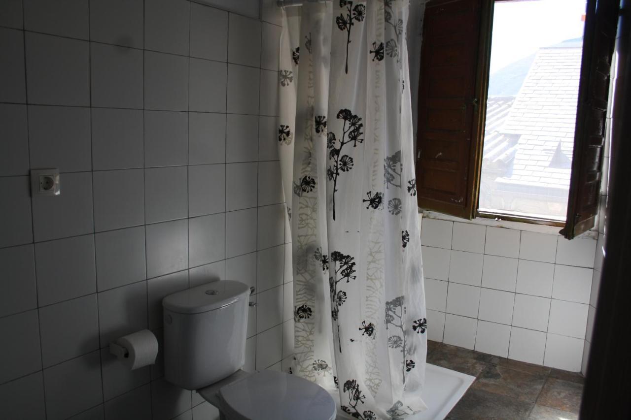 Albergue Casa De Broto Exteriör bild